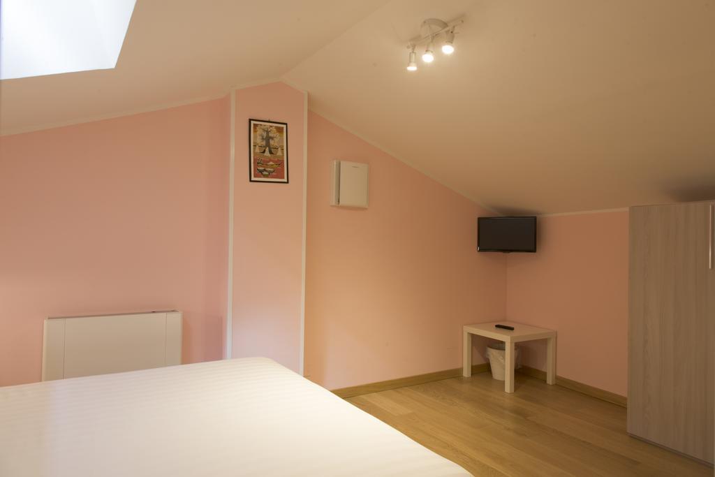 Green House Bed & Breakfast โลเรโต ภายนอก รูปภาพ